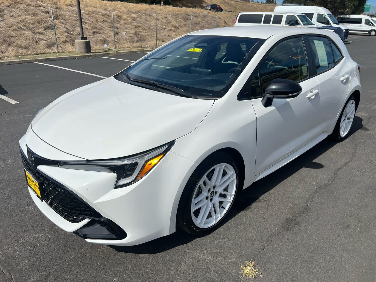 Certified 2026 Toyota Corolla SE FWD image 5