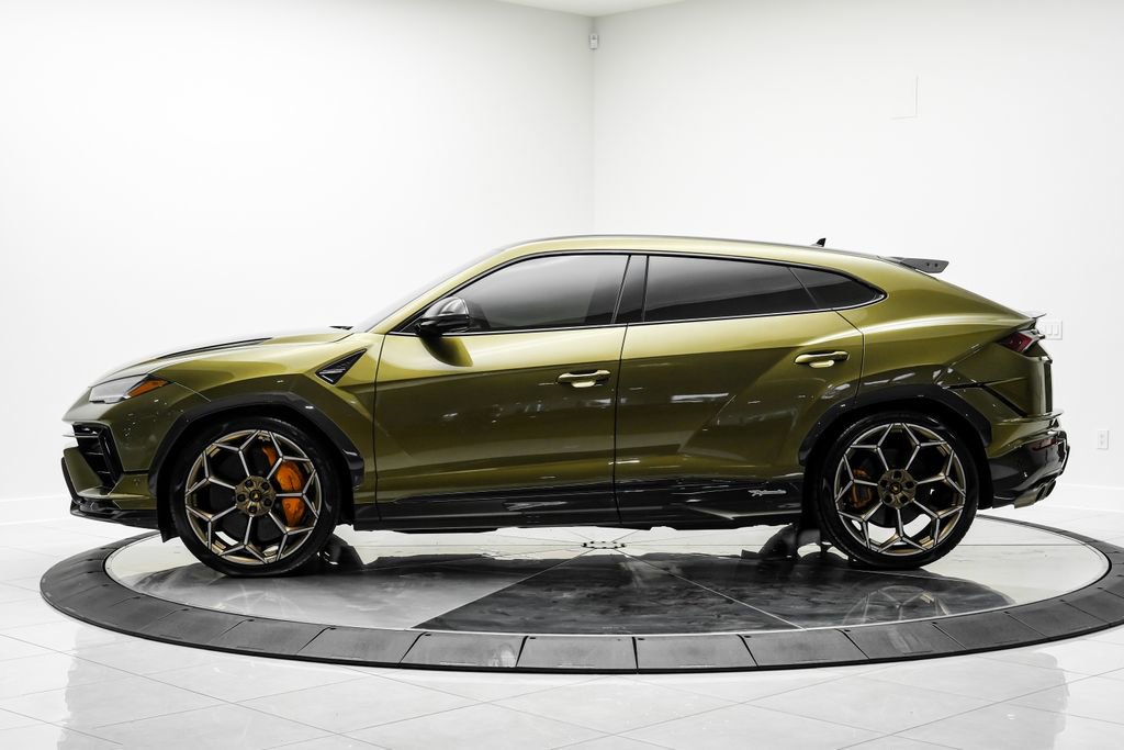Used 2023 Lamborghini Urus Performante AWD/4WD image 12
