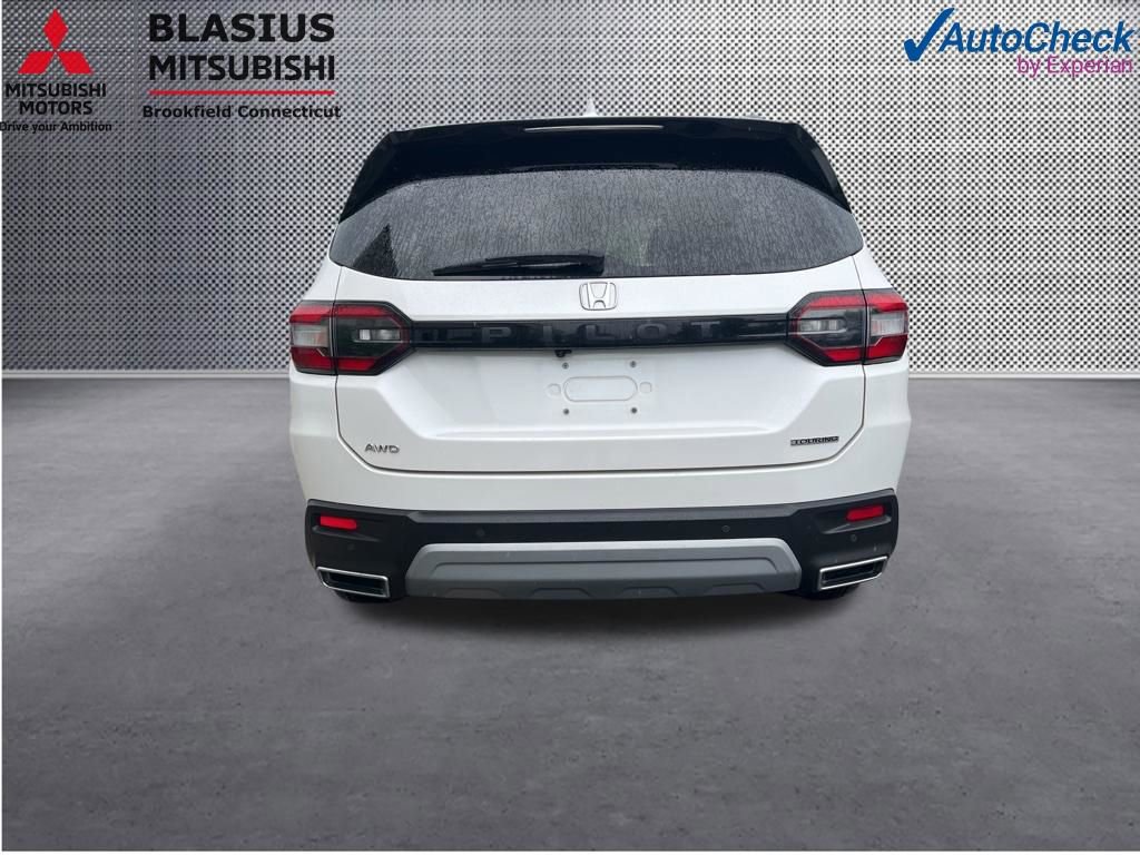 Used 2023 Honda Pilot Touring image 9