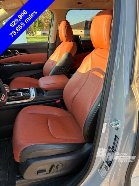 Used 2023 Kia Carnival SX FWD image 14