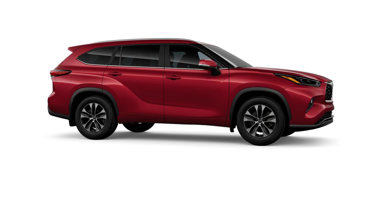 New 2026 Toyota Highlander XLE image 13