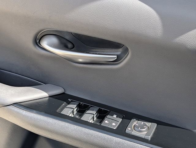 Used 2022 Lexus UX 250h F Sport w/ F Sport Premium Package image 26