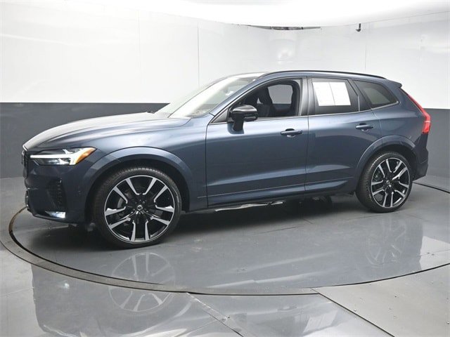 Certified 2023 Volvo XC60 B5 Ultimate FWD image 4
