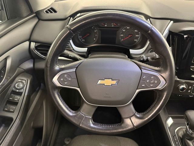 Used 2021 Chevrolet Traverse LT image 15