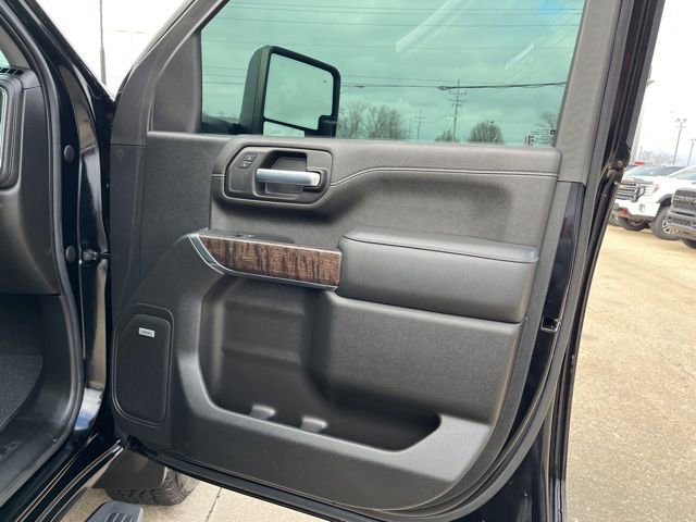 Used 2022 GMC Sierra 2500 Denali w/ Denali Ultimate Package image 17