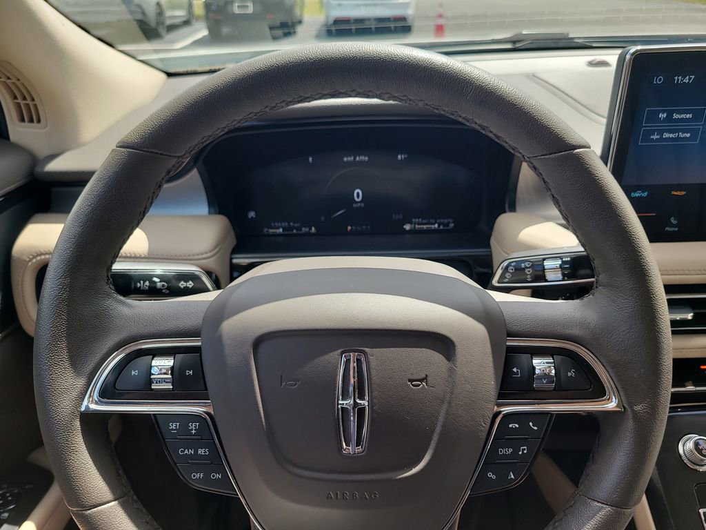 Used 2022 Lincoln Nautilus FWD w/ Premium Package image 28