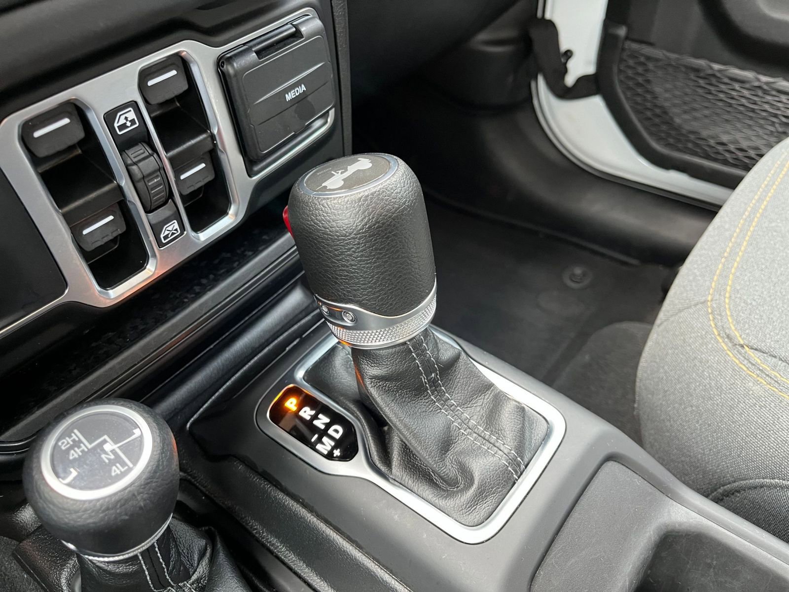 Used 2025 Jeep Wrangler Unlimited Sahara AWD/4WD image 42