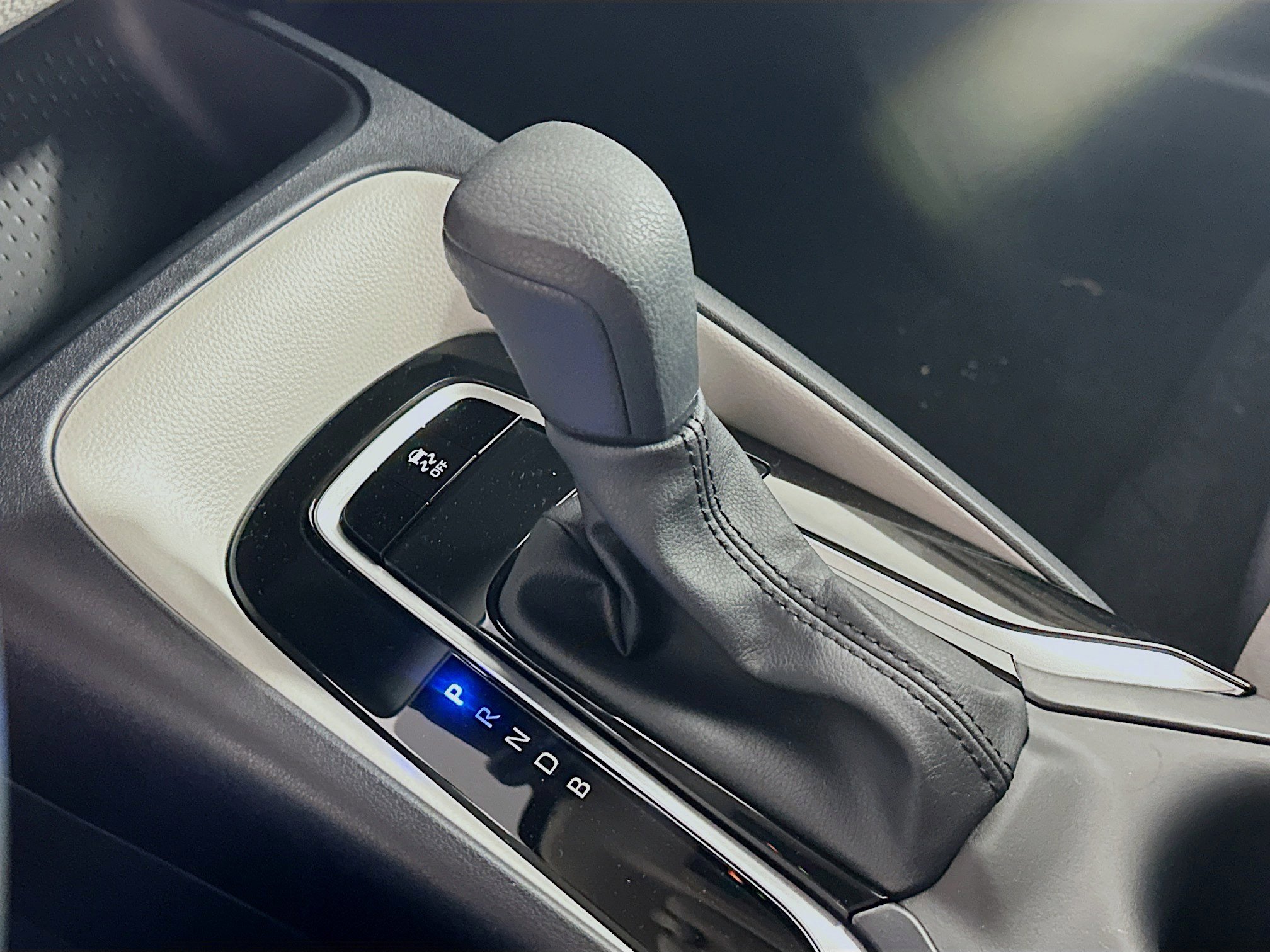 Used 2026 Toyota Corolla LE image 25