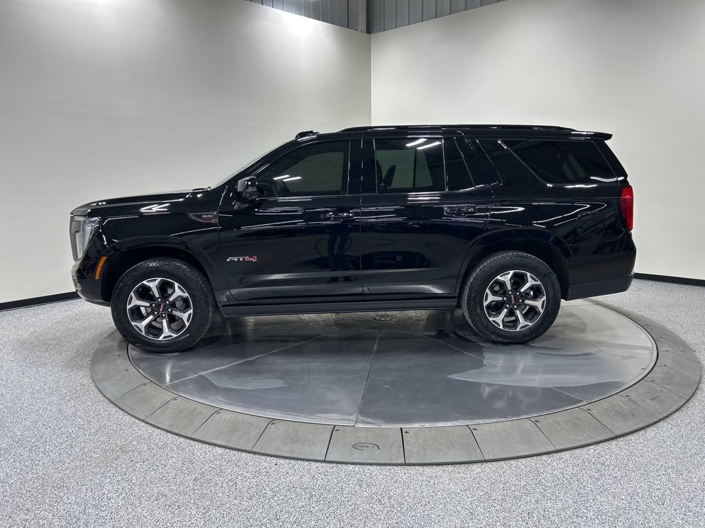Used 2025 GMC Yukon AT4 Ultimate AWD/4WD image 9