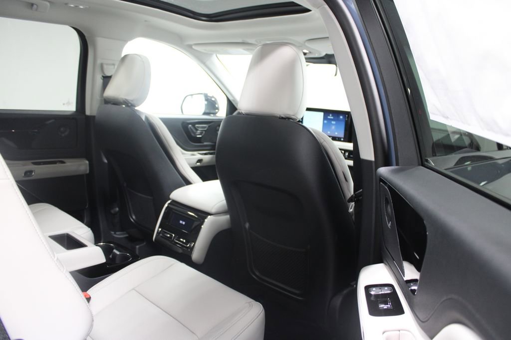 New 2025 Lincoln Aviator Reserve w/ Illumination Package image 34