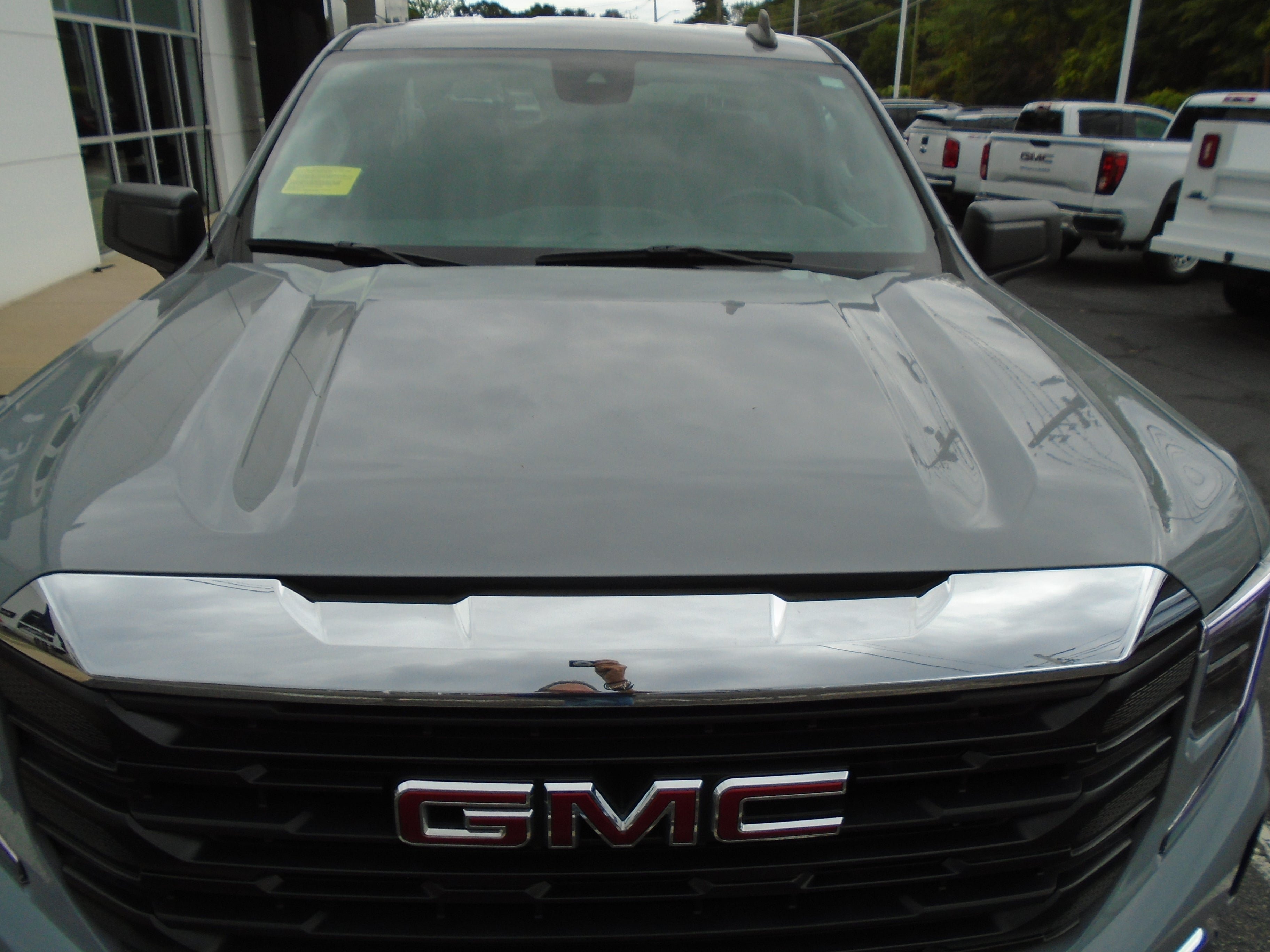 Certified 2025 GMC Sierra 1500 Pro w/ Pro Value Package AWD/4WD image 12