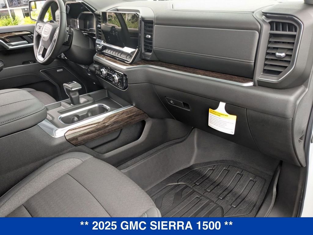 New 2025 GMC Sierra 1500 Elevation image 37