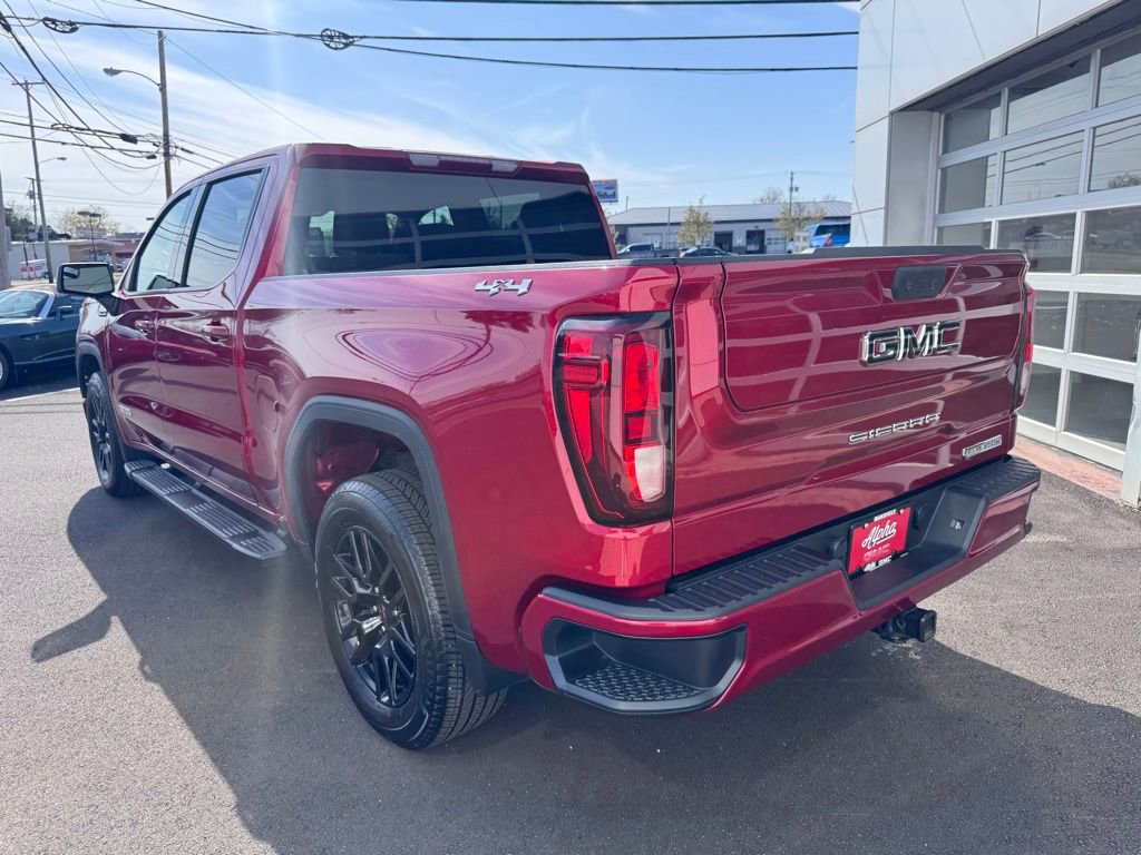 Used 2024 GMC Sierra 1500 Elevation w/ LPO, Elevation Black Package image 3