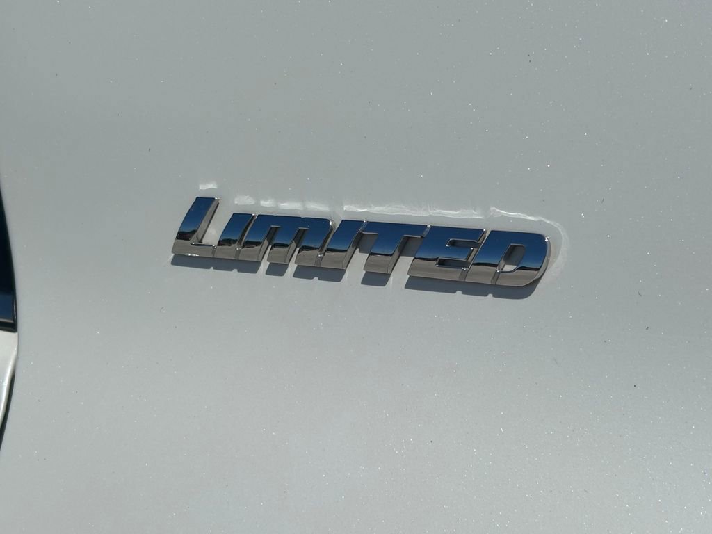 Used 2019 Toyota 4Runner Limited AWD/4WD image 15