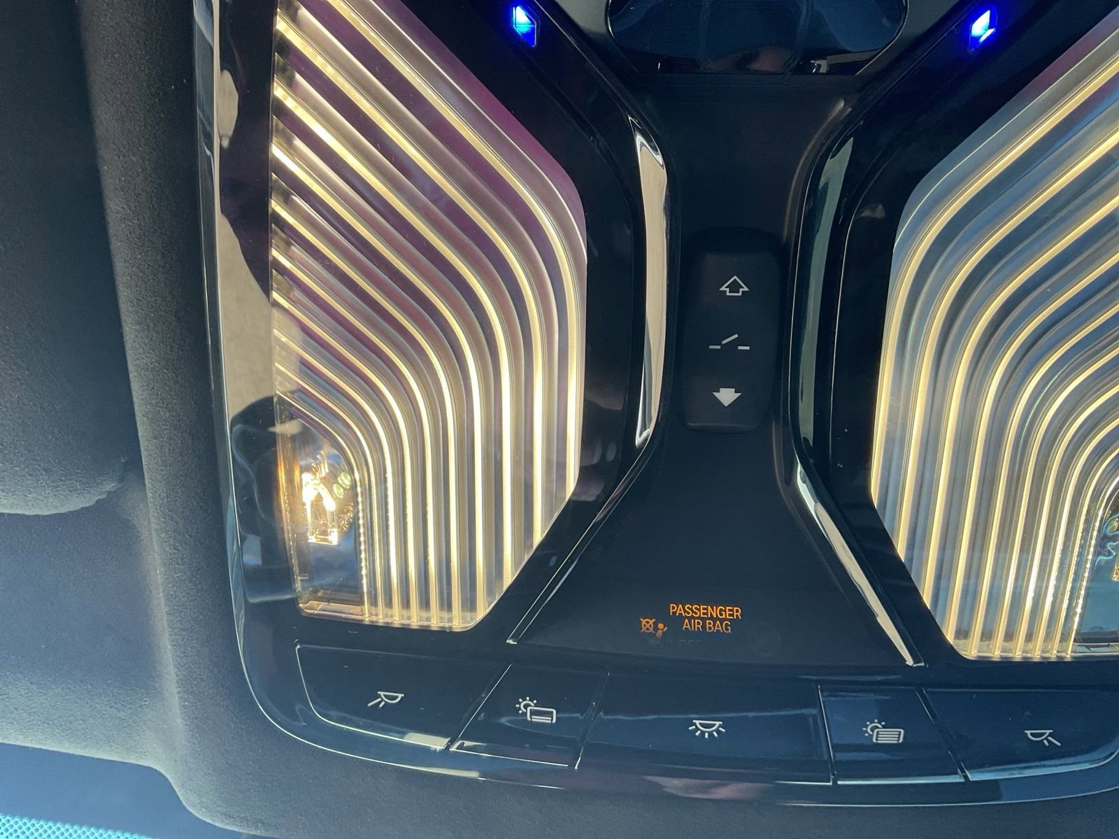 Used 2023 BMW X7 xDrive40i w/ Dynamic Handling Package image 14