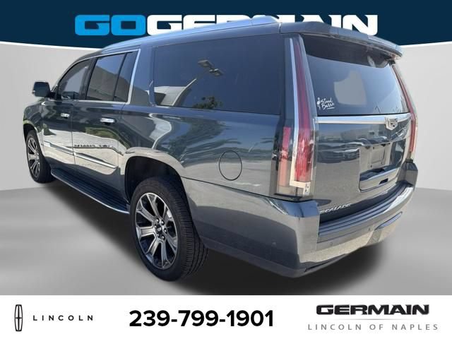 Used 2019 Cadillac Escalade ESV Luxury AWD/4WD image 5