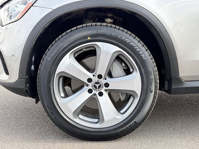 Used 2022 Mercedes-Benz GLC 300 4MATIC image 32