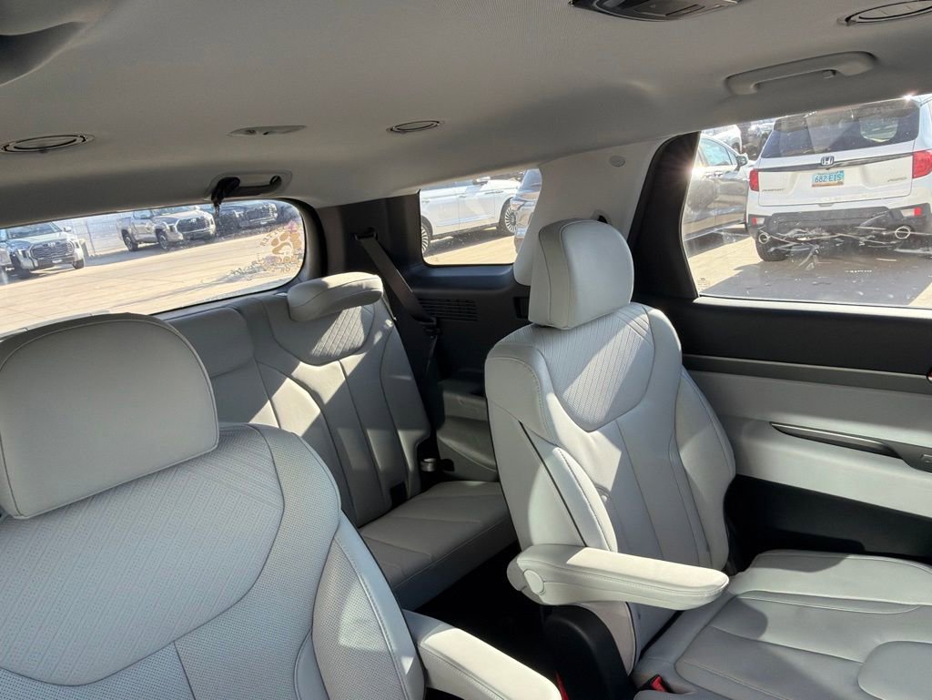 Used 2025 Hyundai Palisade SEL AWD/4WD image 11
