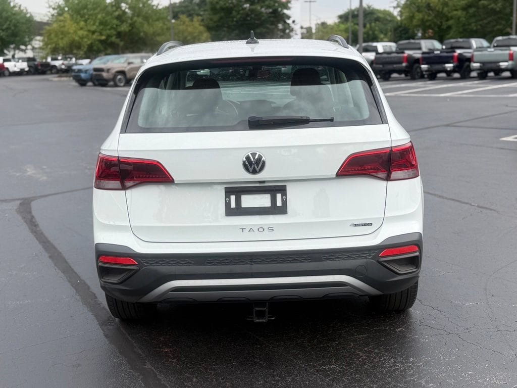 Used 2024 Volkswagen Taos S AWD/4WD image 6
