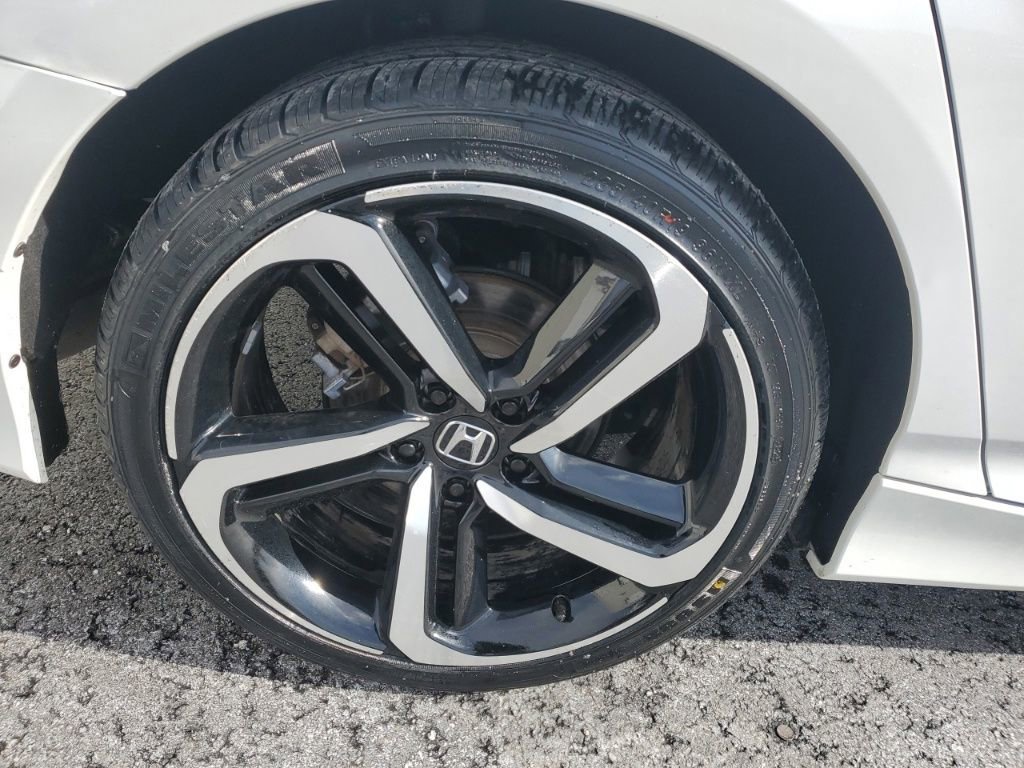 Certified 2022 Honda Accord Sport image 11