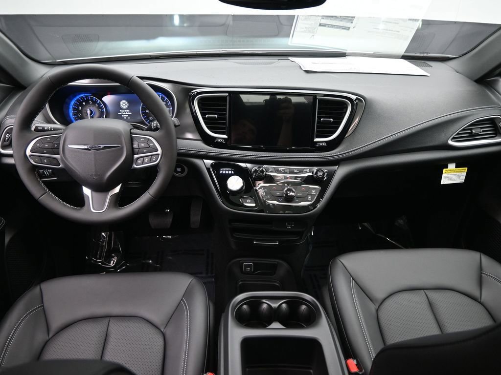 New 2026 Chrysler Pacifica Select image 19