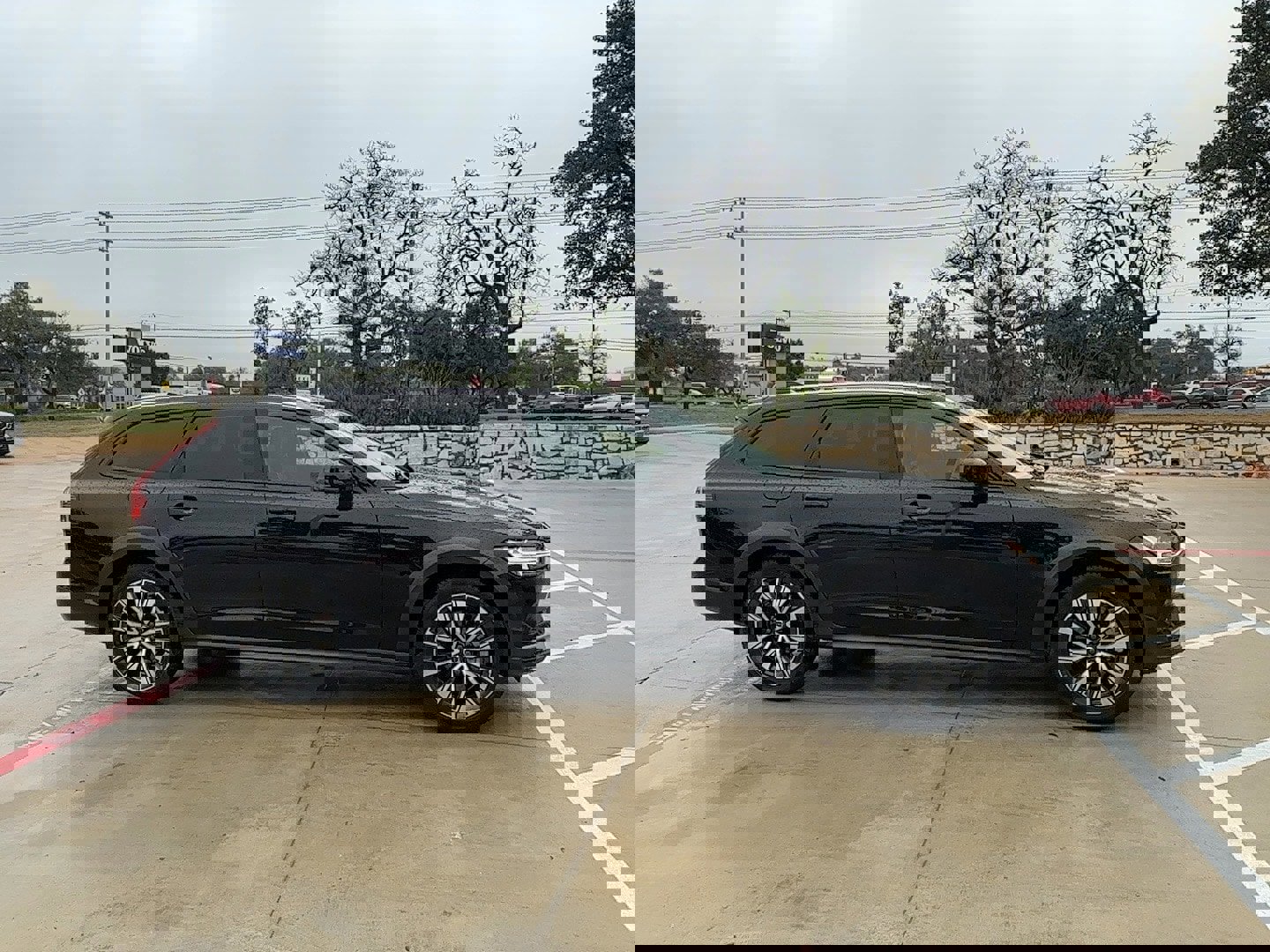 Certified 2023 Volvo V90 B6 Cross Country Plus image 7