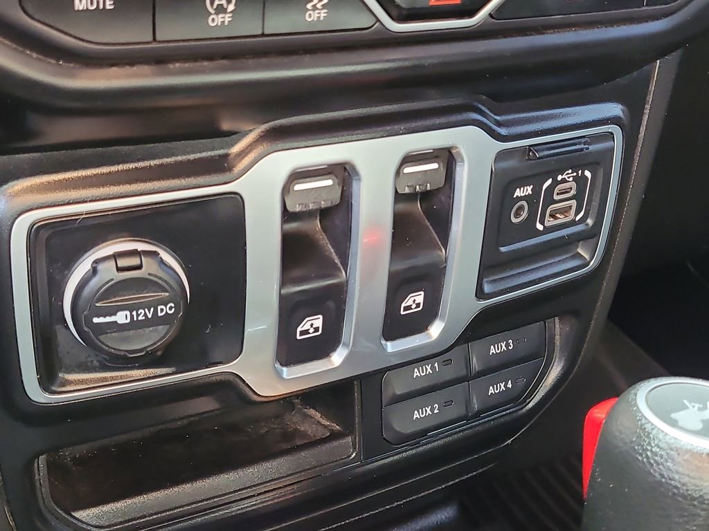 Certified 2023 Jeep Wrangler Sport S image 18