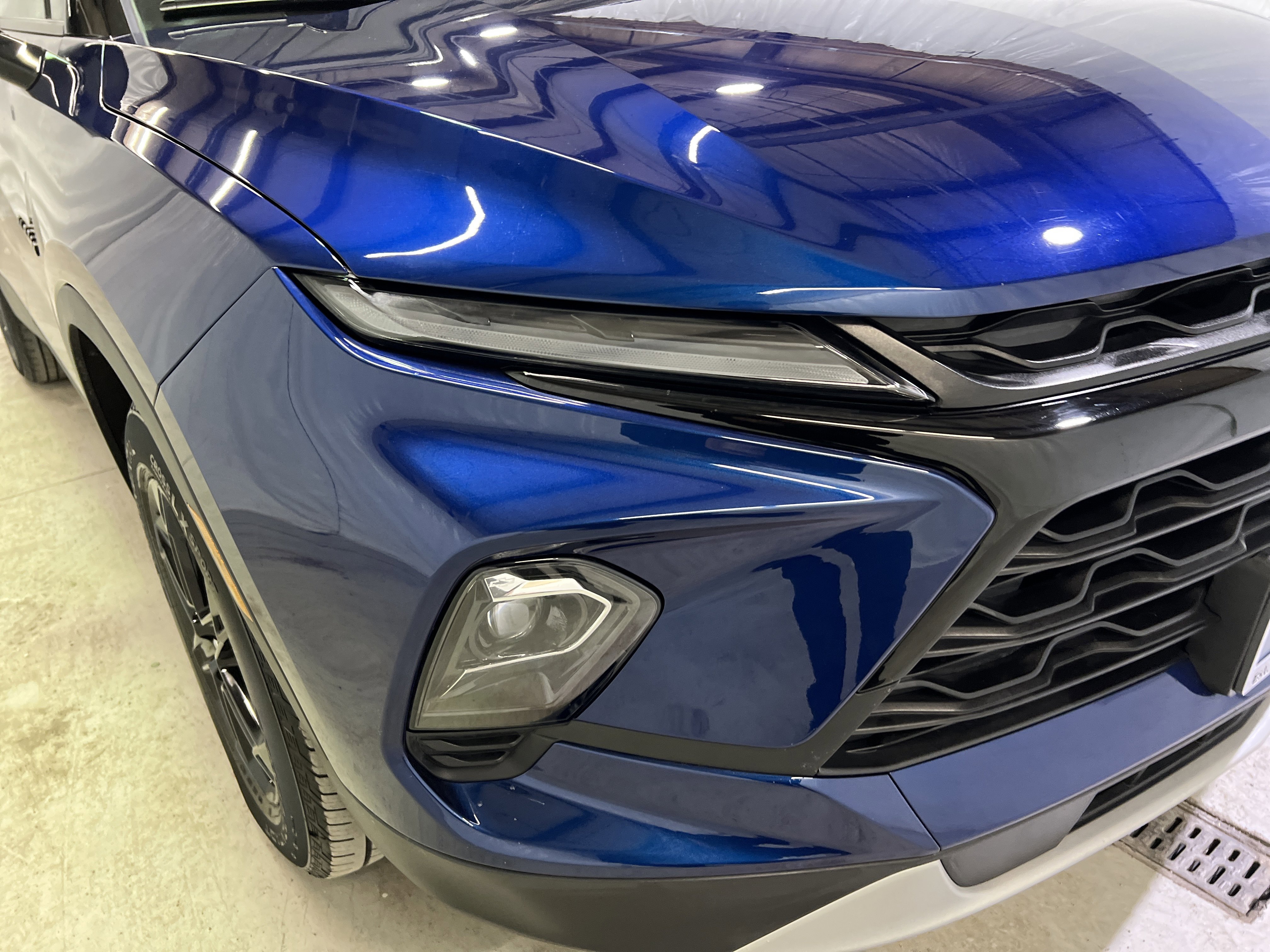 Certified 2023 Chevrolet Blazer LT w/ Midnight/Sport Edition image 5