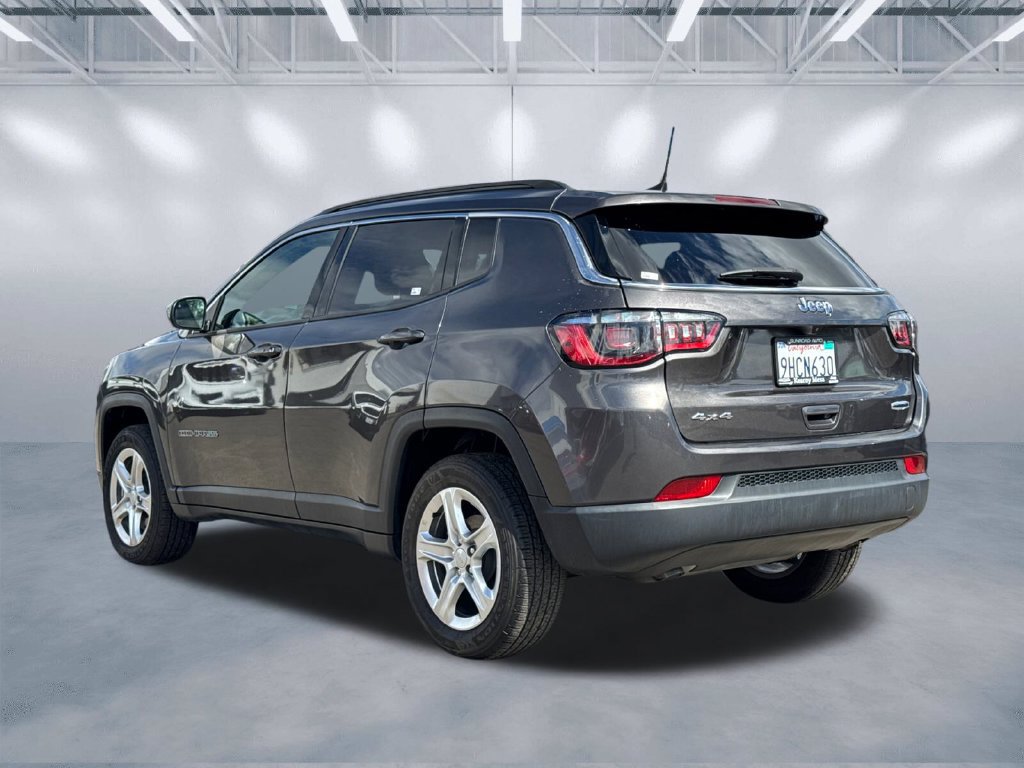Certified 2023 Jeep Compass Latitude w/ Convenience Group AWD/4WD image 4