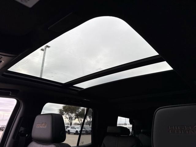 New 2026 Chevrolet Tahoe High Country image 21