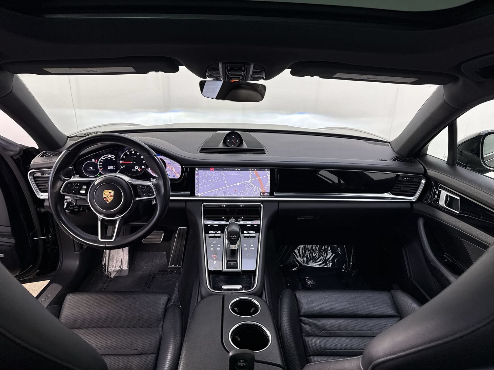 Used 2018 Porsche Panamera 4S AWD/4WD image 22