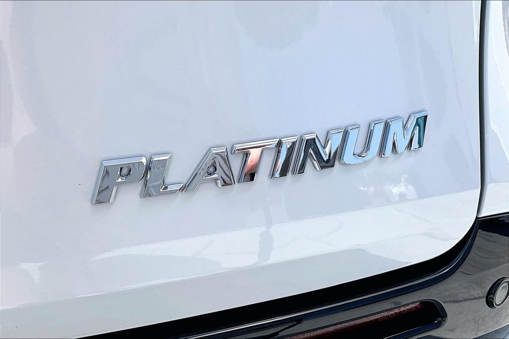 New 2026 Toyota Sienna Platinum AWD/4WD image 6