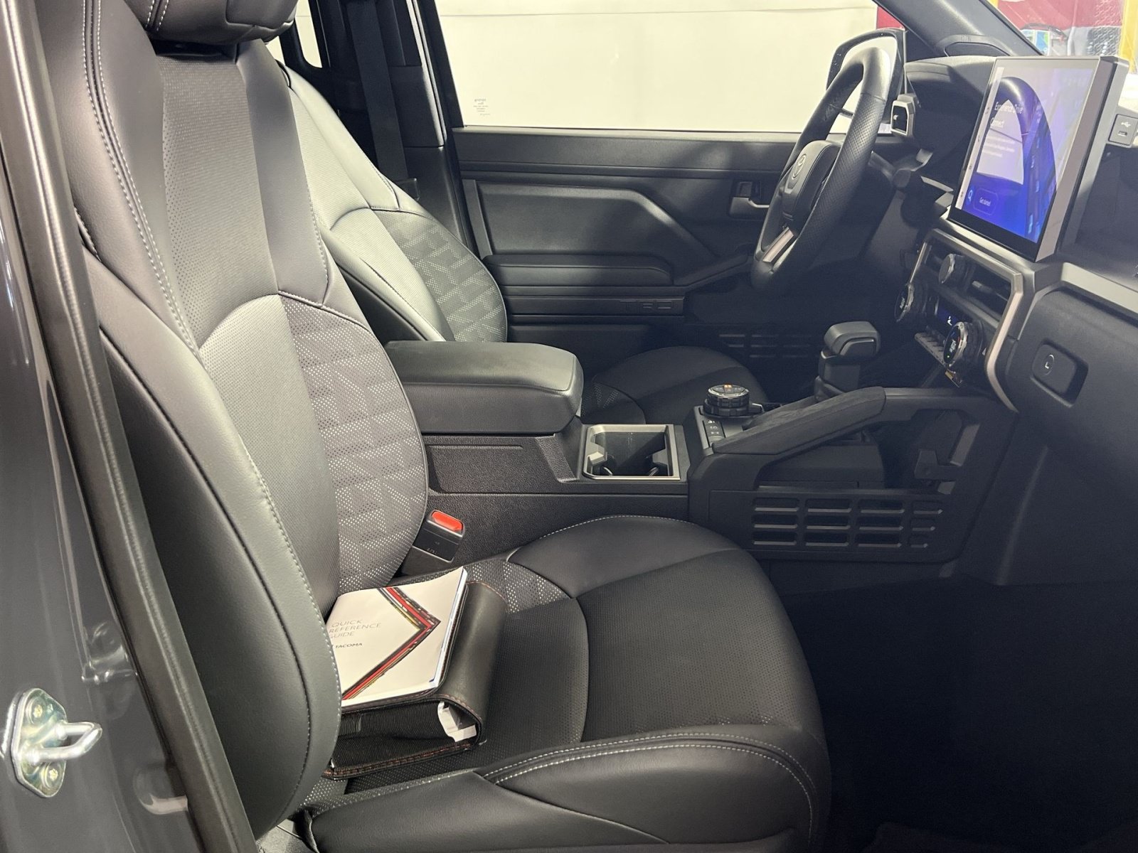 Used 2024 Toyota Tacoma TRD Off-Road w/ TRD Off Road Premium Package AWD/4WD image 26