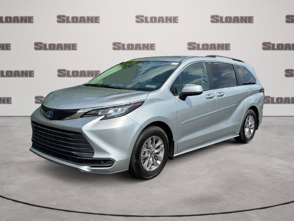 Used 2022 Toyota Sienna LE