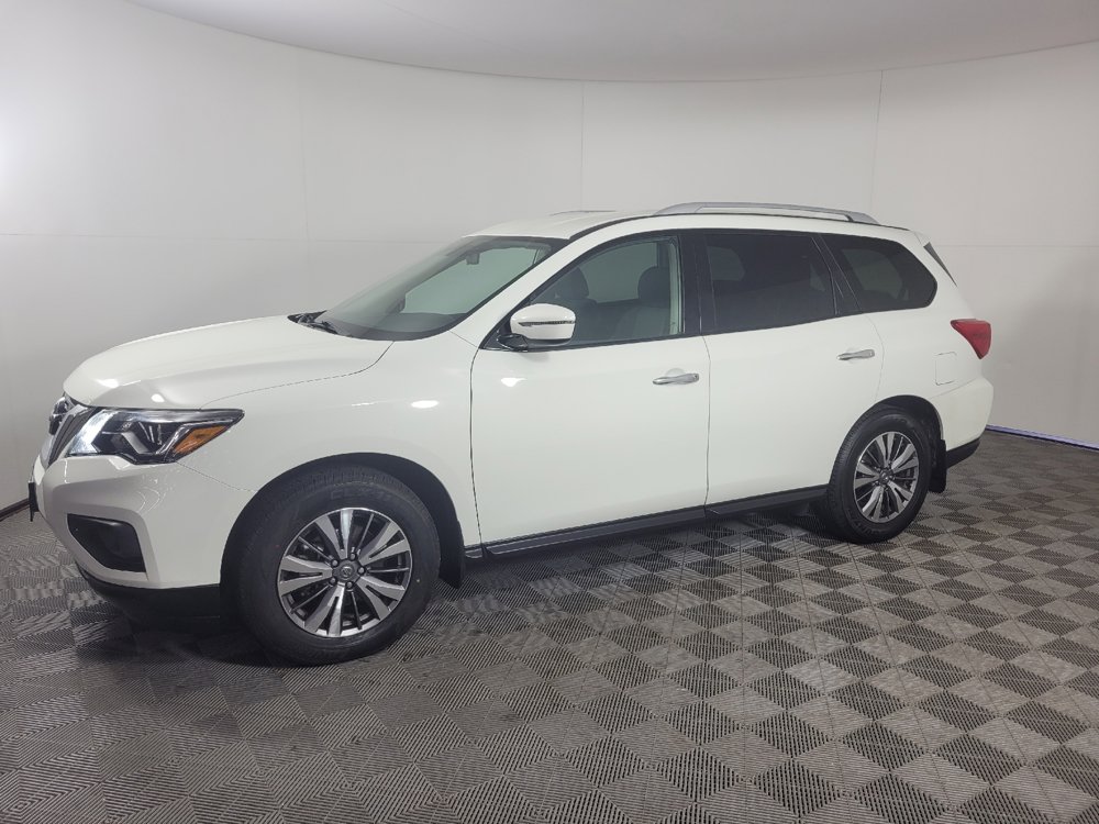 Used 2020 Nissan Pathfinder S FWD image 2