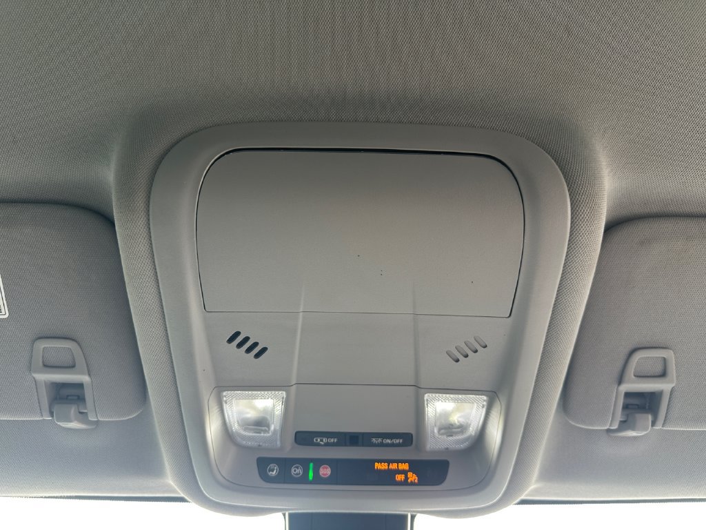 Used 2023 Chevrolet Equinox LS w/ LS Convenience Package FWD image 20