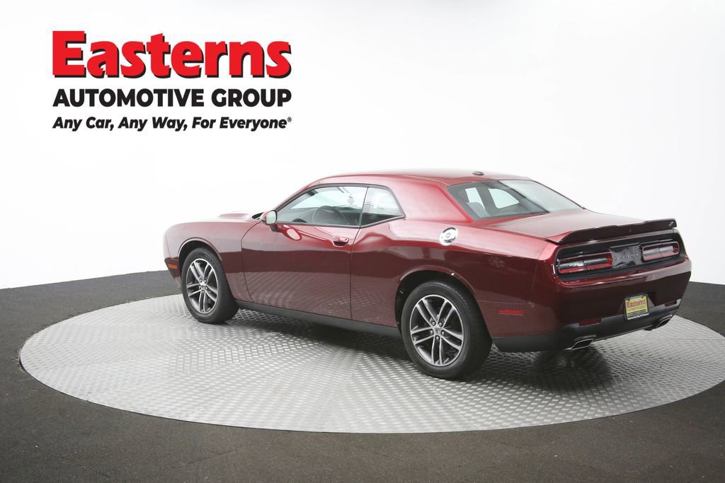 Used 2019 Dodge Challenger SXT AWD/4WD image 60