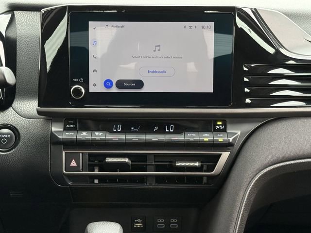 Used 2025 Toyota Camry LE image 17