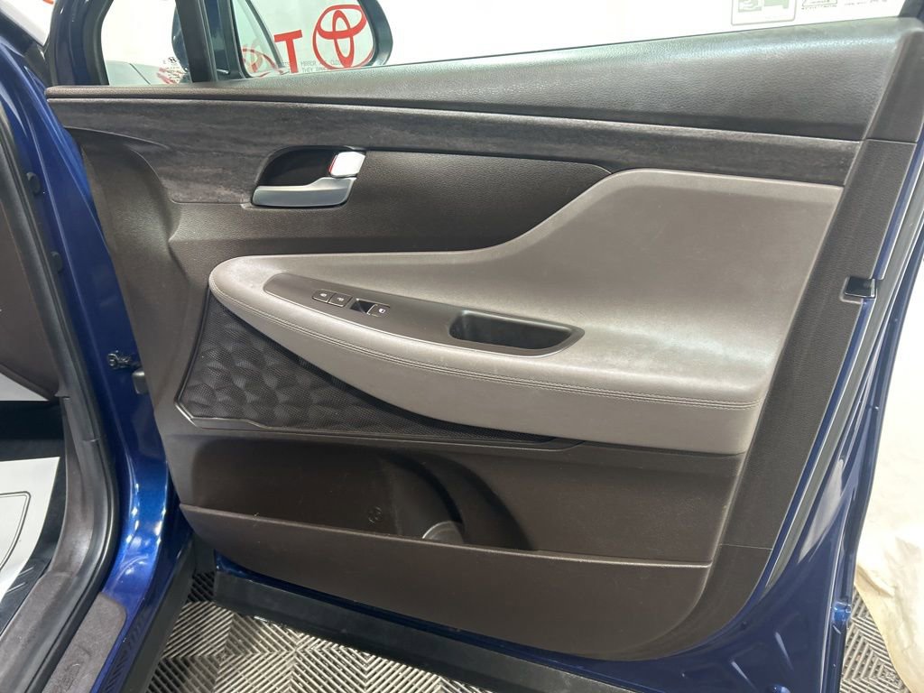 Used 2020 Hyundai Santa Fe SE AWD/4WD image 11