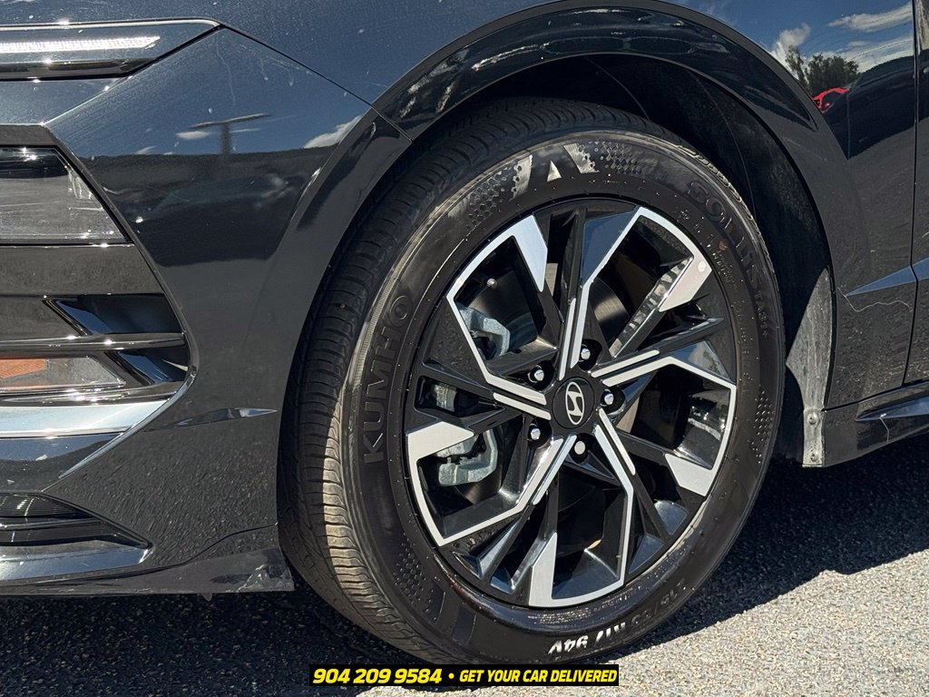 Used 2025 Hyundai Sonata SEL FWD image 13