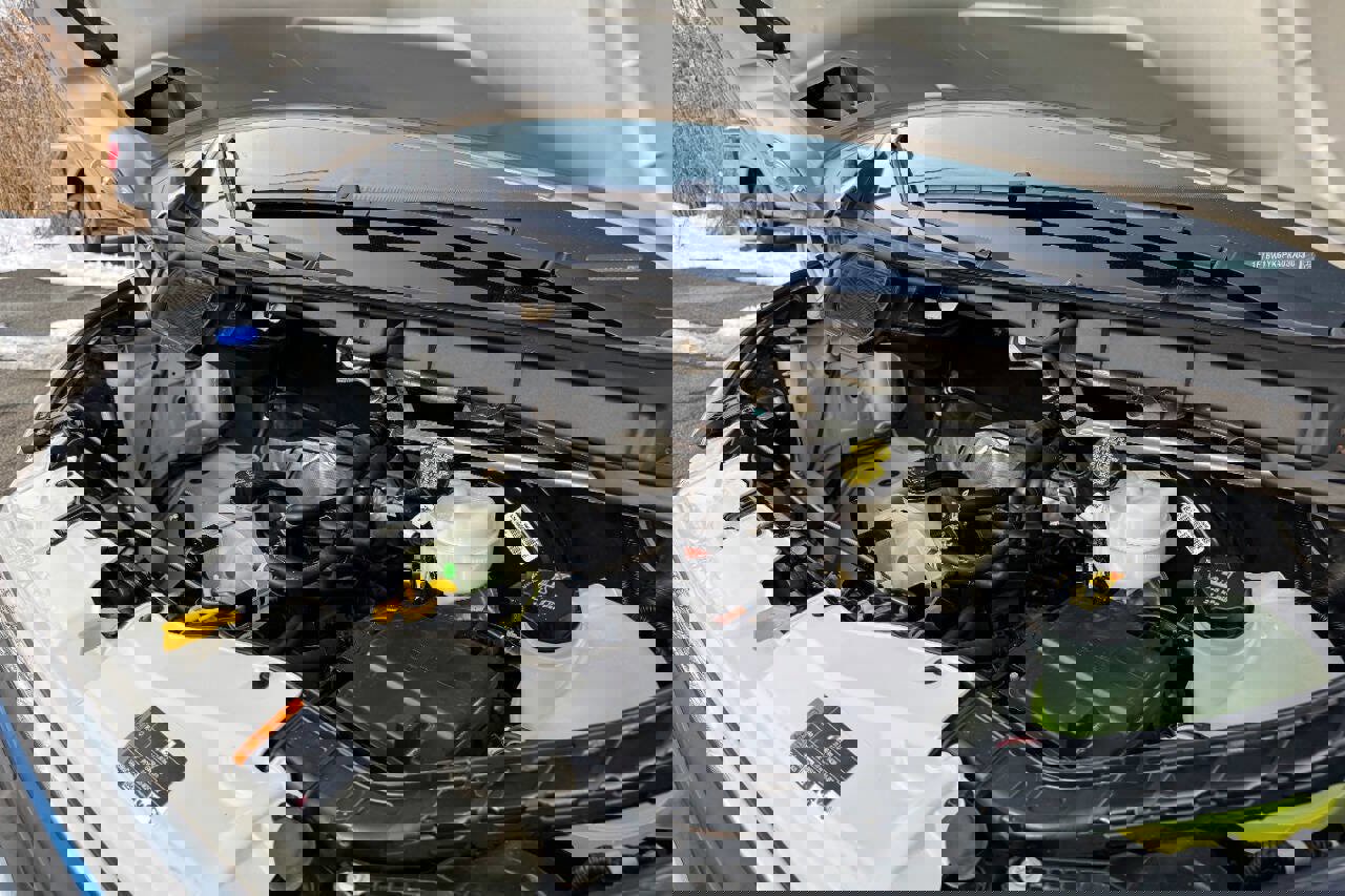 Used 2023 Ford E-Transit Low Roof image 30