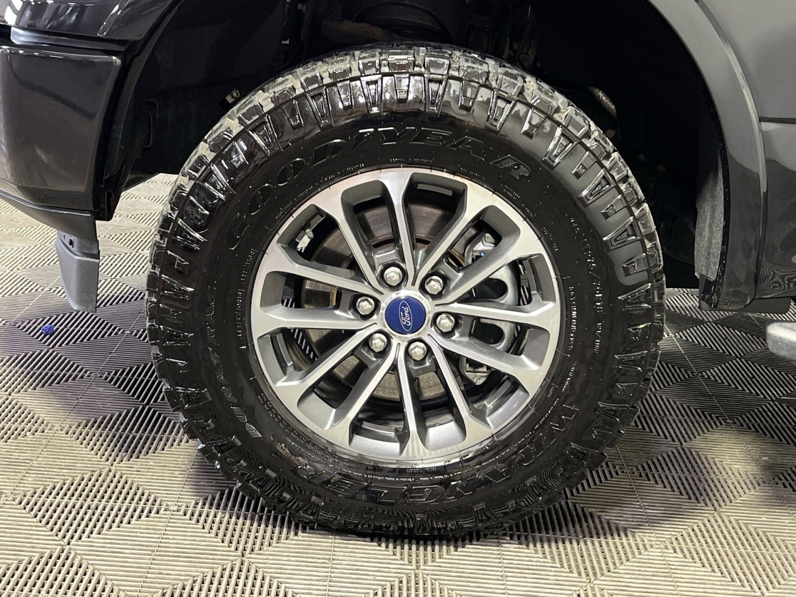 Used 2020 Ford F150 XLT w/ Equipment Group 302A Luxury image 12