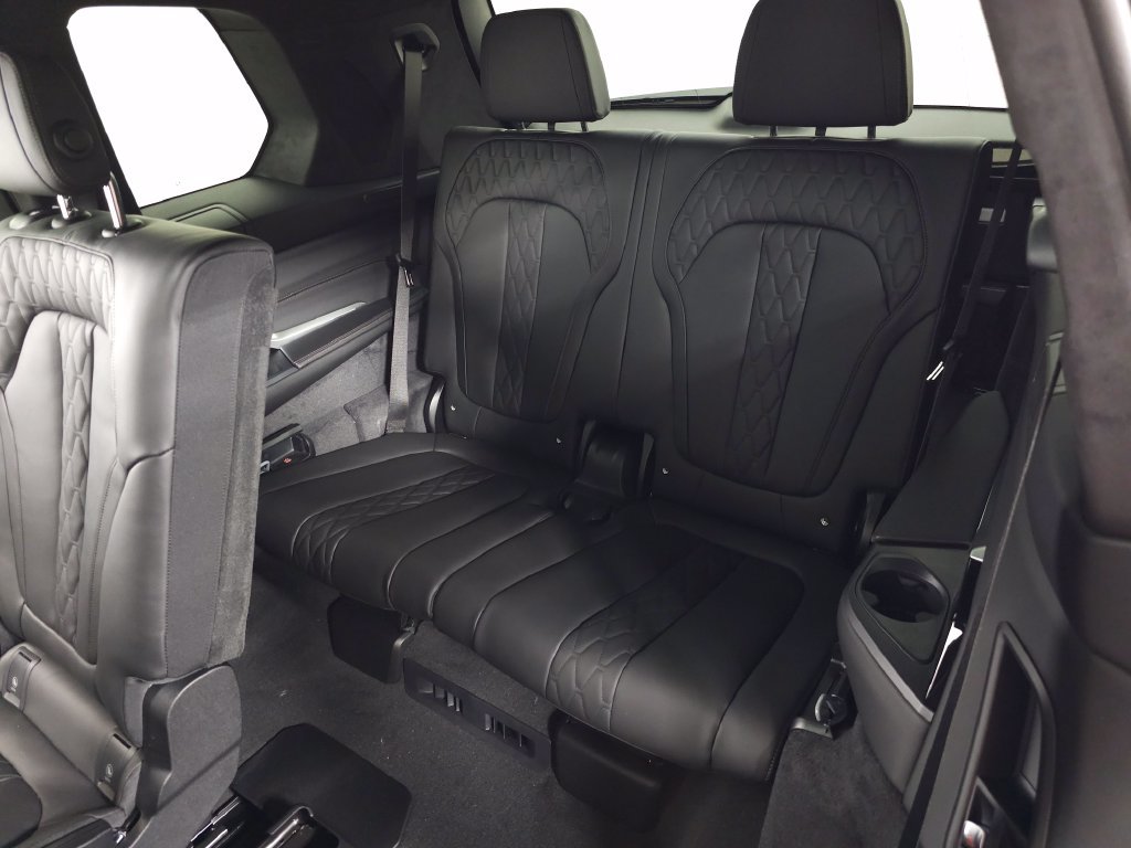 New 2027 BMW X7 M60i AWD/4WD image 36