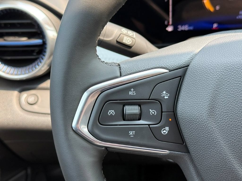New 2026 Chevrolet Trax LT w/ Driver Confidence Package FWD image 24