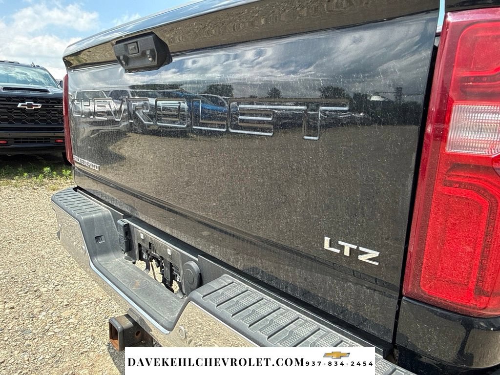 Used 2024 Chevrolet Silverado 3500 LTZ w/ LTZ Plus Package AWD/4WD image 36