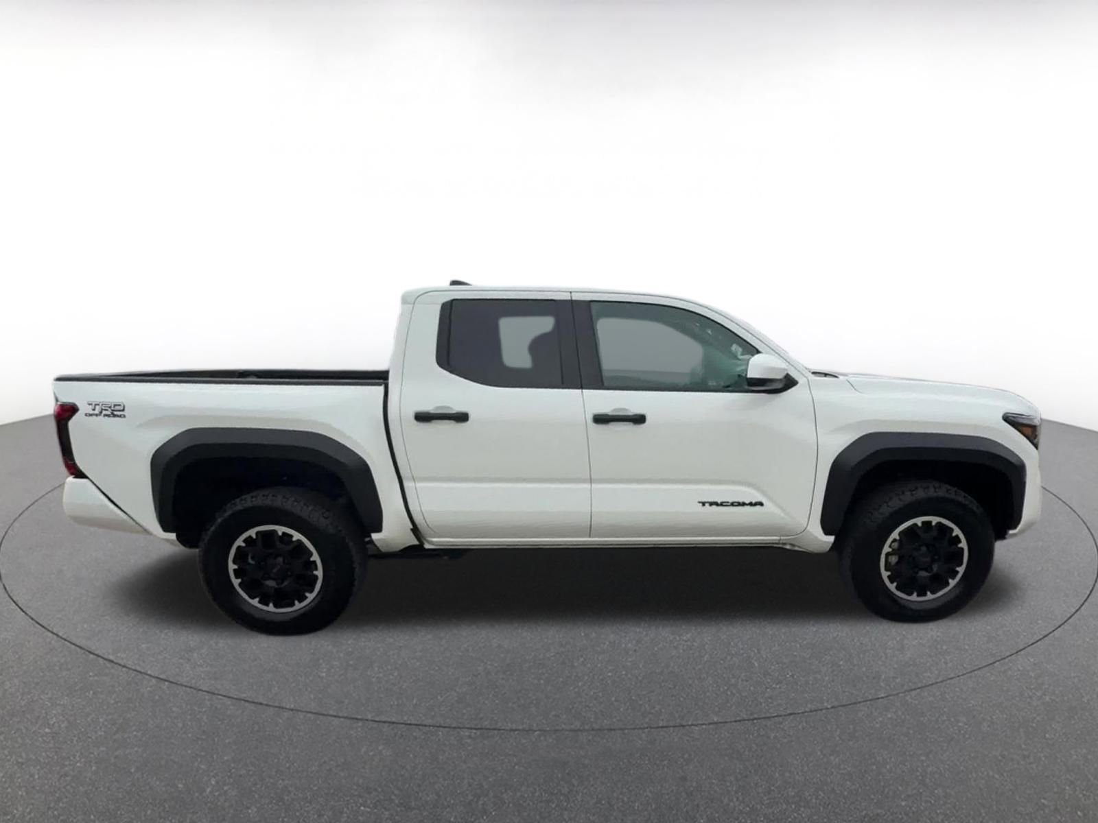Used 2024 Toyota Tacoma TRD Off-Road AWD/4WD image 16