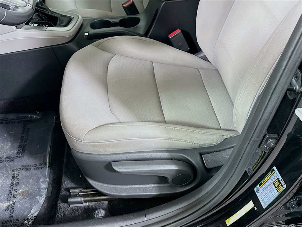 Used 2019 Hyundai Elantra Value Edition image 24