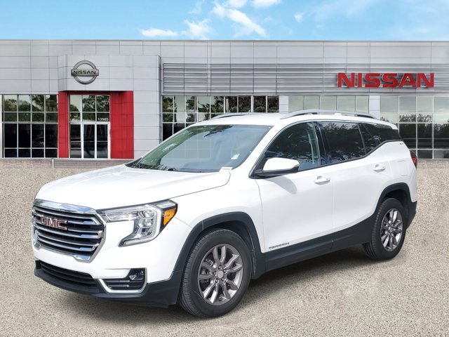 Used 2023 GMC Terrain SLT image 9