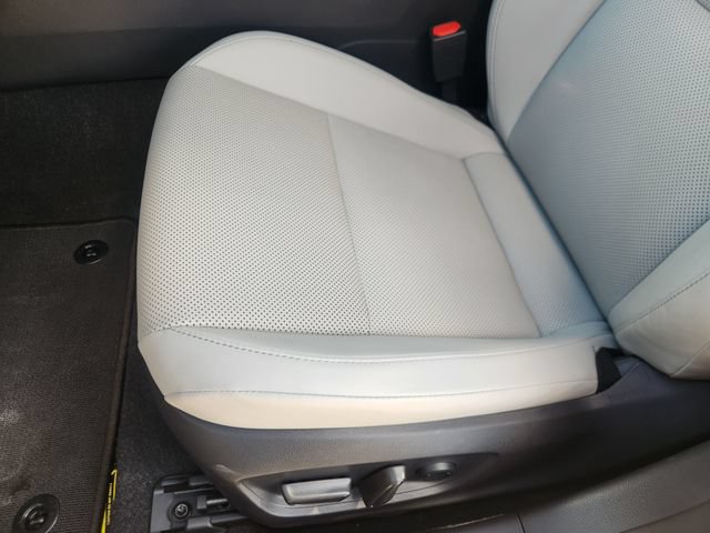 Used 2024 Toyota Prius Limited w/ Limited Premium Package FWD image 23