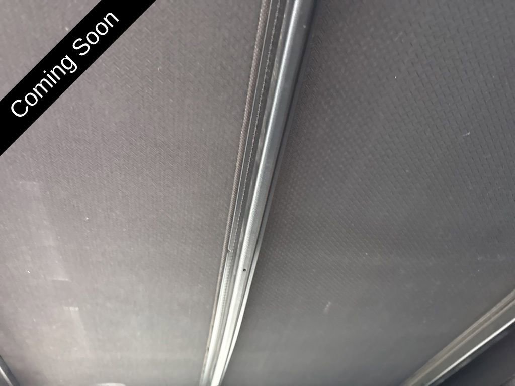 Used 2018 Jeep Wrangler Unlimited Sahara image 18